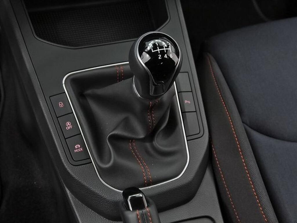 SEAT Ibiza IBIZA 1.0 TSI 115 FR XS 5P (PACK VISION PLUS+DIGITAL COCKPIT) Segunda mano