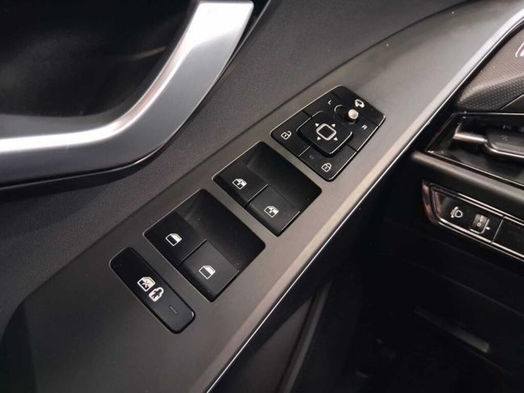 Kia Niro NIRO Berlina 1.6 GDI HEV DRIVE 141 5P Segunda mano