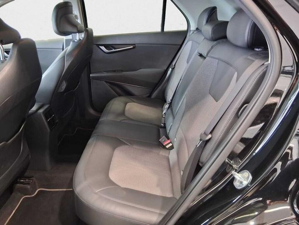 Kia Niro NIRO Berlina 1.6 GDI HEV DRIVE 141 5P Segunda mano