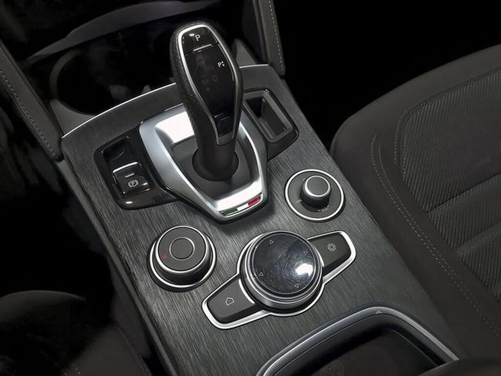 Alfa Romeo Stelvio STELVIO 2.1 TD 160 SUPER AT8 5P 32