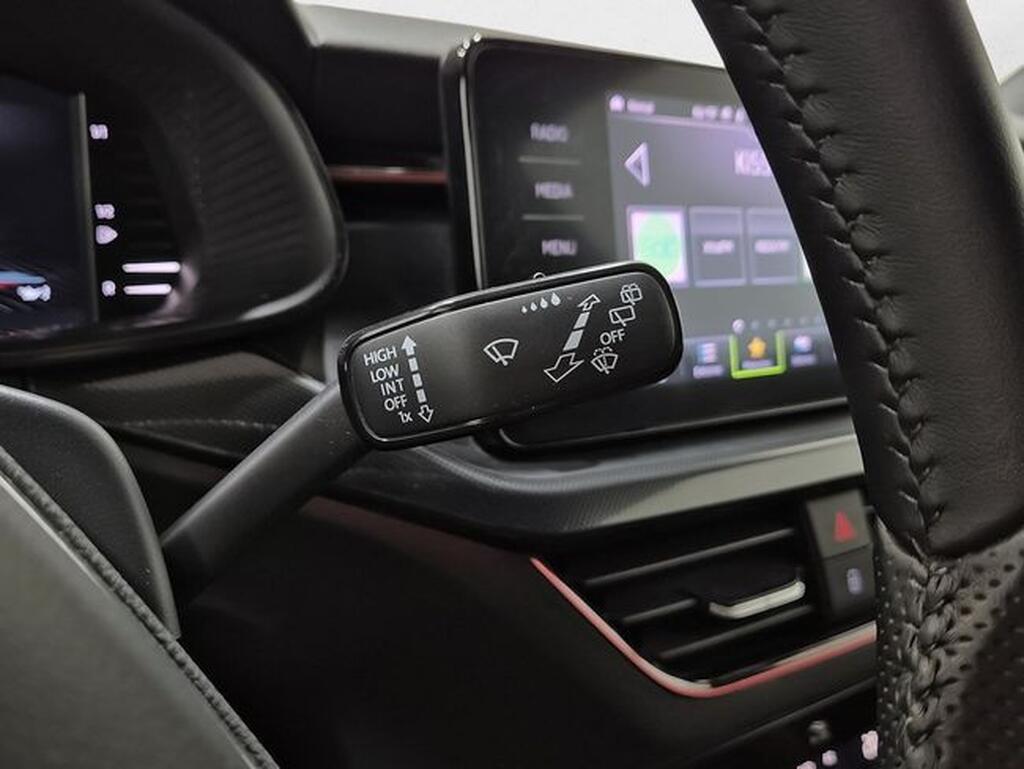 Skoda Kamiq KAMIQ 1.5 TSI 150 MONTE CARLO 5P Segunda mano