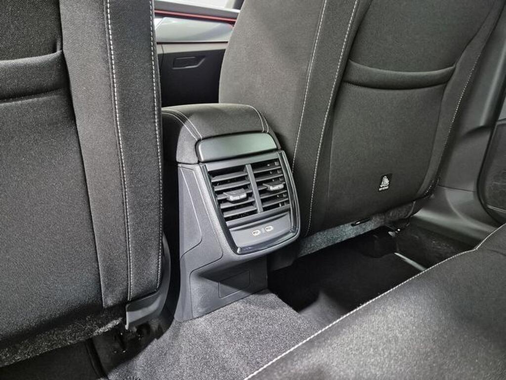 Skoda Kamiq KAMIQ 1.5 TSI 150 MONTE CARLO 5P Segunda mano