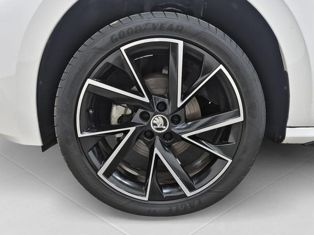 Skoda Kamiq KAMIQ 1.5 TSI 150 MONTE CARLO 5P Segunda mano