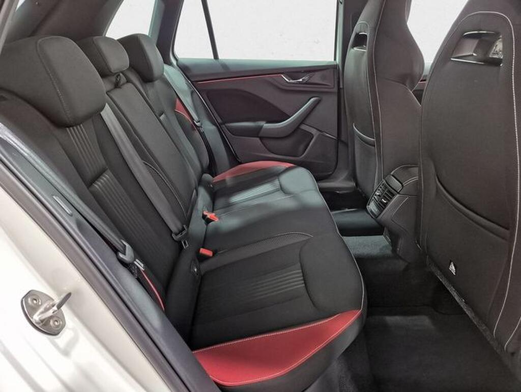 Skoda Kamiq KAMIQ 1.5 TSI 150 MONTE CARLO 5P Segunda mano