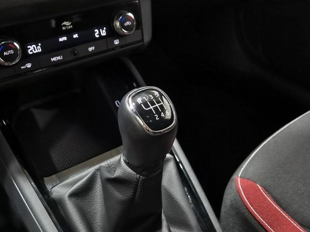 Skoda Kamiq KAMIQ 1.5 TSI 150 MONTE CARLO 5P Segunda mano