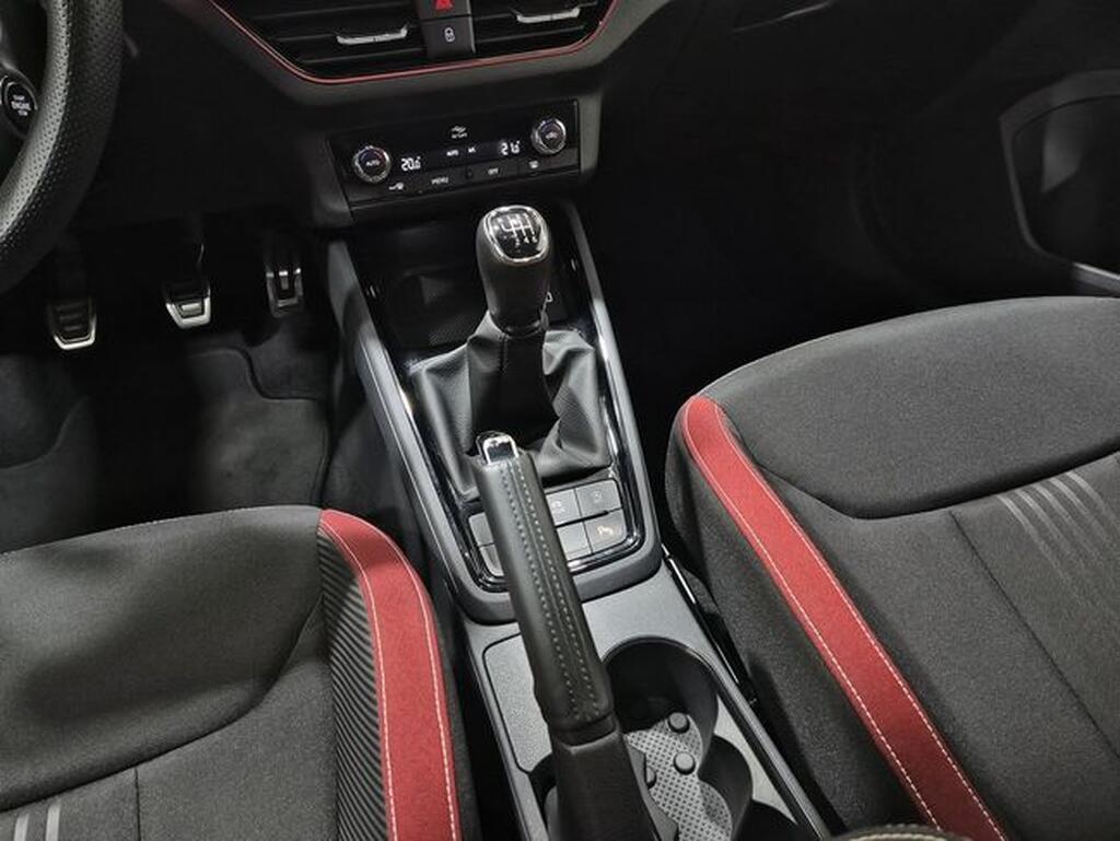 Skoda Kamiq KAMIQ 1.5 TSI 150 MONTE CARLO 5P Segunda mano