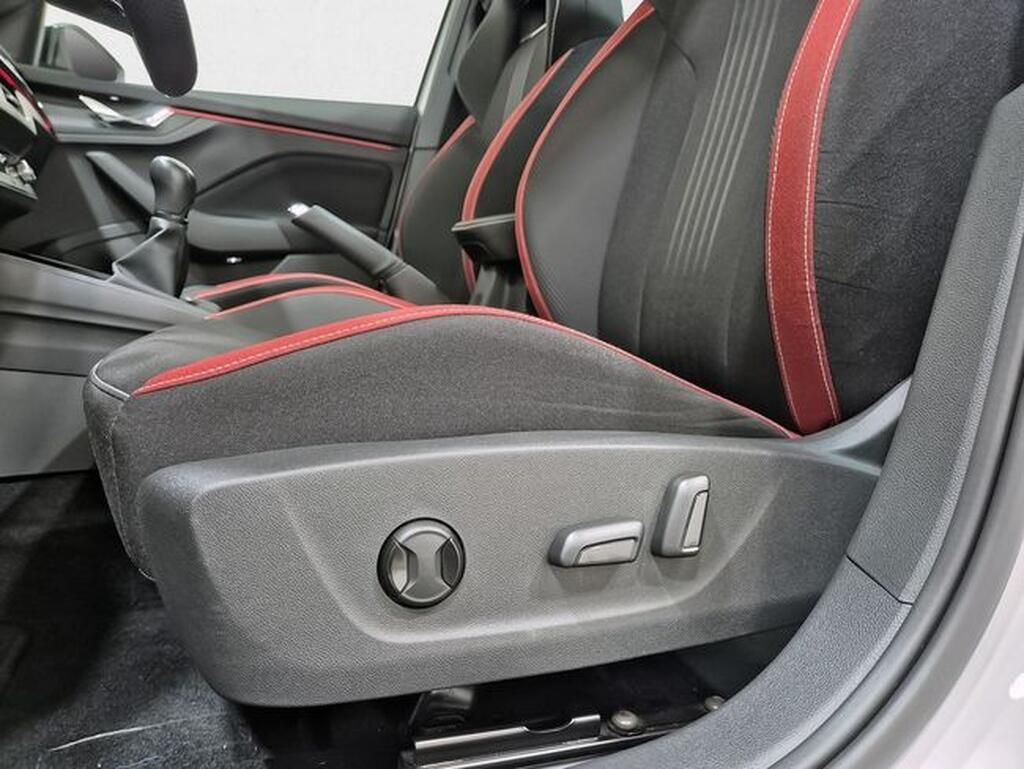 Skoda Kamiq KAMIQ 1.5 TSI 150 MONTE CARLO 5P Segunda mano