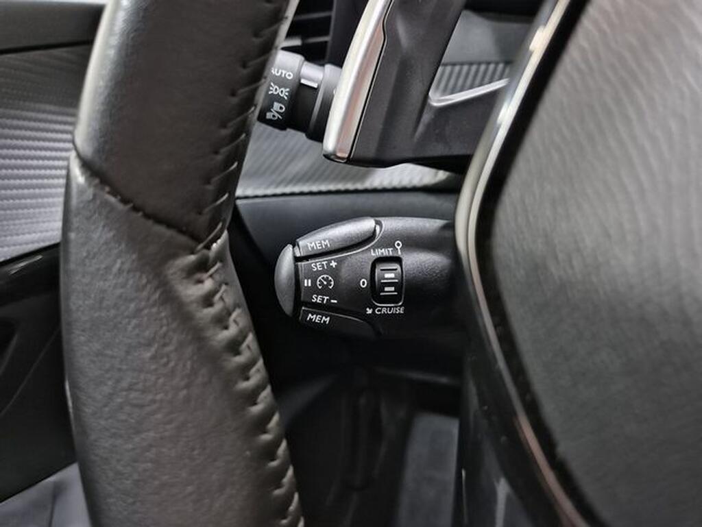 Peugeot 208 208 1.2 PURETECH 100 AUTO ALLURE PACK 5P Segunda mano