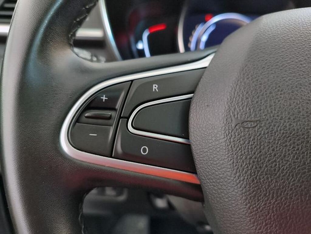 Renault Kadjar KADJAR 1.3 TCE 140 ZEN EDC 5P (TECHO) Segunda mano