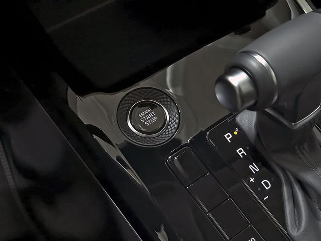 Kia Niro NIRO 1.6 GDI HEV CONCEPT 5P Segunda mano