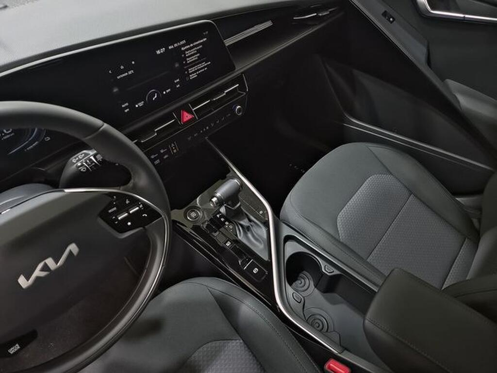 Kia Niro NIRO 1.6 GDI HEV CONCEPT 5P Segunda mano