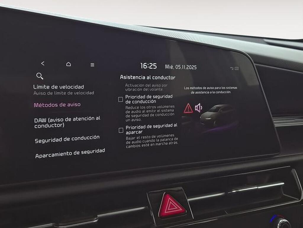 Kia Niro NIRO 1.6 GDI HEV CONCEPT 5P Segunda mano