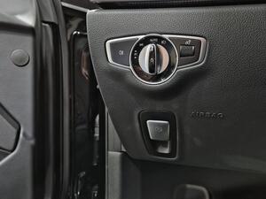 Mercedes Clase E E-CLASS 2.0 E 300 DE AUTO 4P (AMG LINE) 13