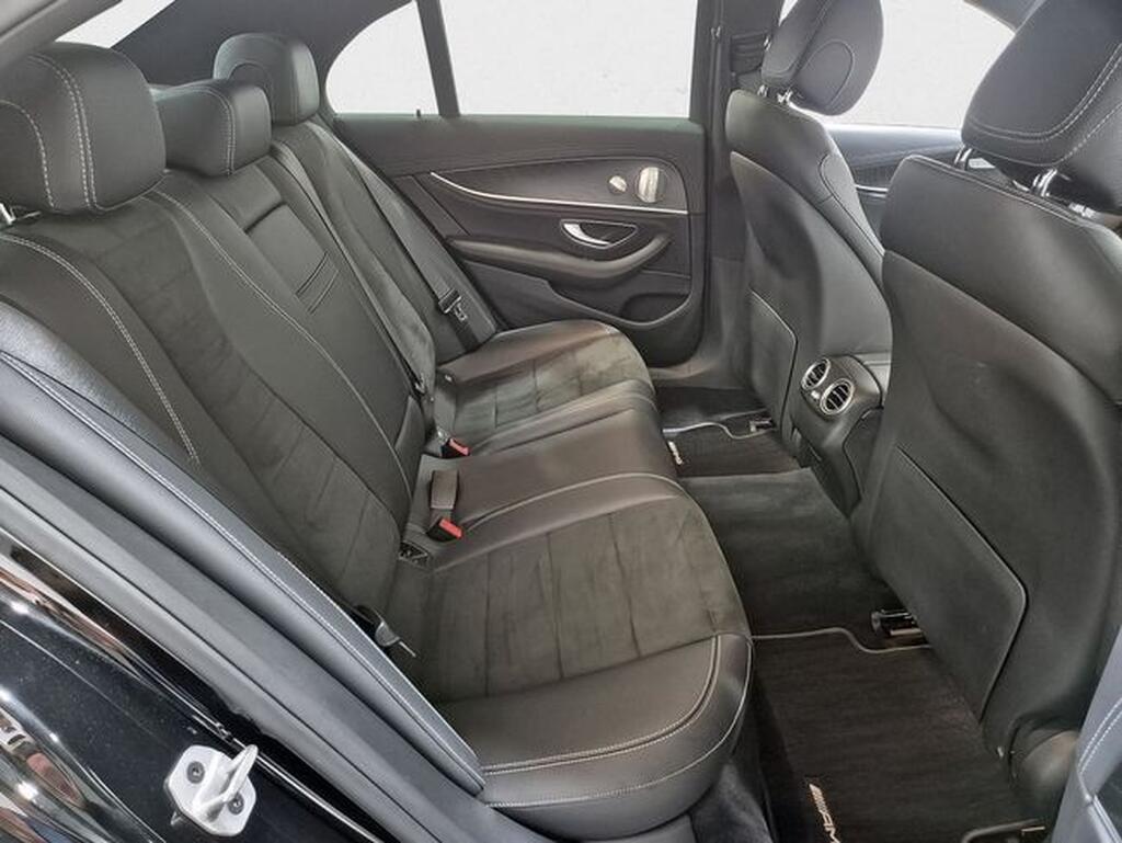Mercedes Clase E E-CLASS 2.0 E 300 DE AUTO 4P (AMG LINE) Segunda mano
