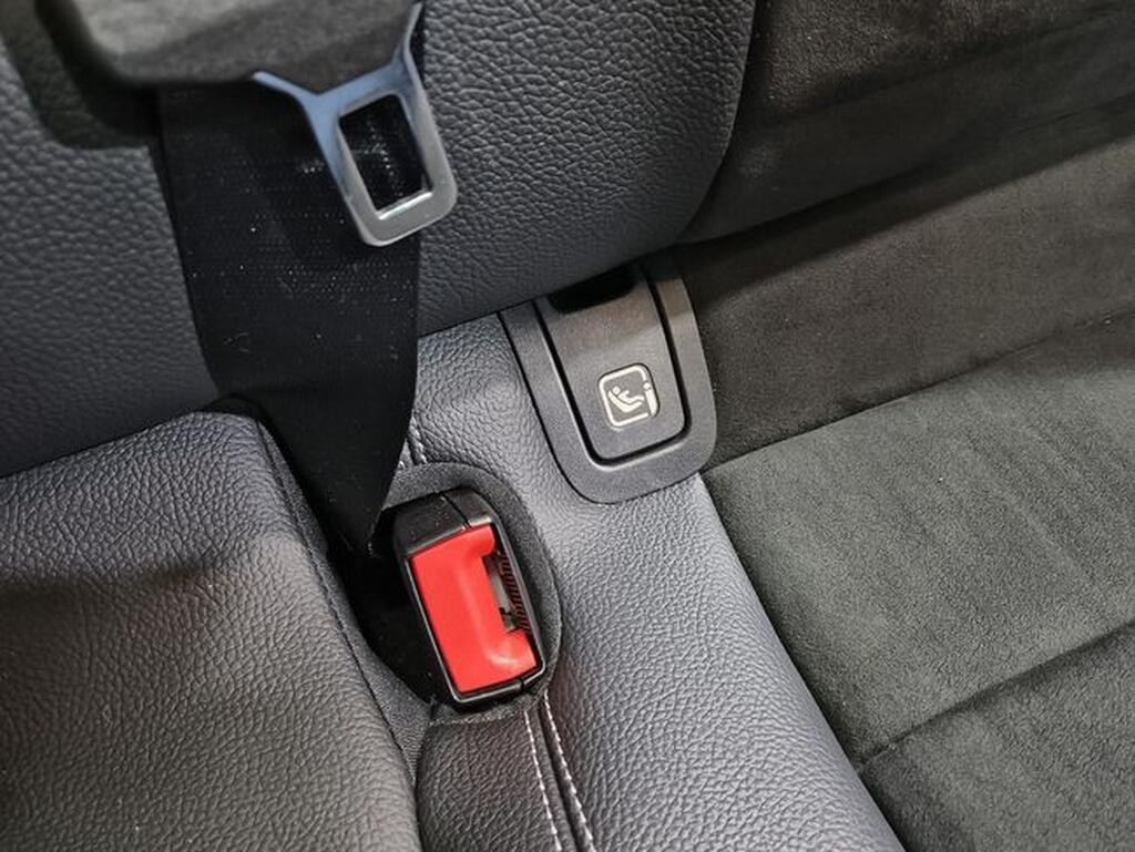 Mercedes Clase E E-CLASS 2.0 E 300 DE AUTO 4P (AMG LINE) Segunda mano