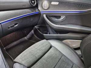 Mercedes Clase E E-CLASS 2.0 E 300 DE AUTO 4P (AMG LINE) 29