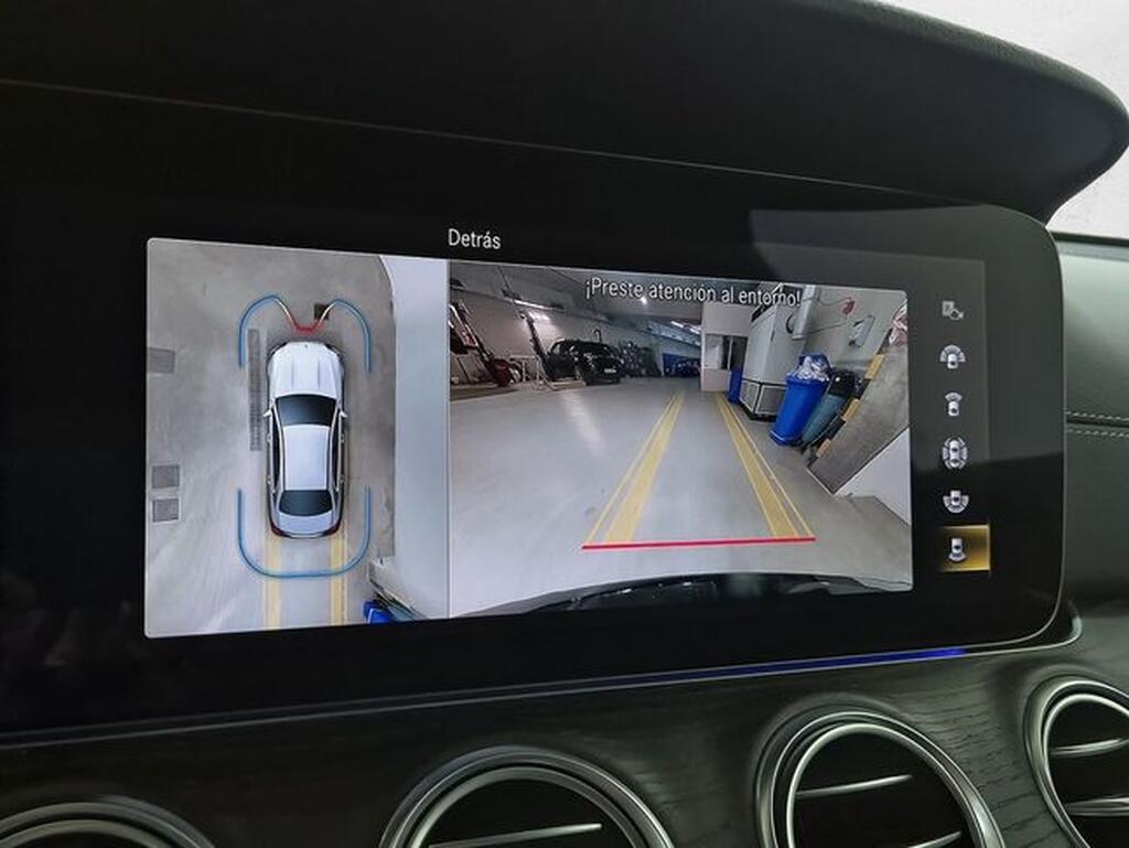Mercedes Clase E E-CLASS 2.0 E 300 DE AUTO 4P (AMG LINE) Segunda mano