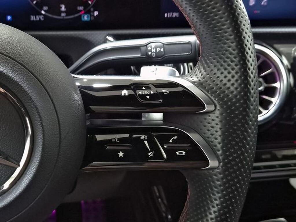 Mercedes Clase A A-CLASS 2.0 A 200 D DCT 5P Segunda mano