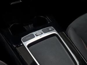 Mercedes Clase A A-CLASS 2.0 A 200 D DCT 5P 26
