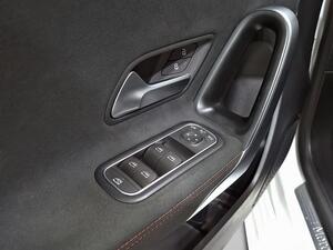 Mercedes Clase A A-CLASS 2.0 A 200 D DCT 5P 11