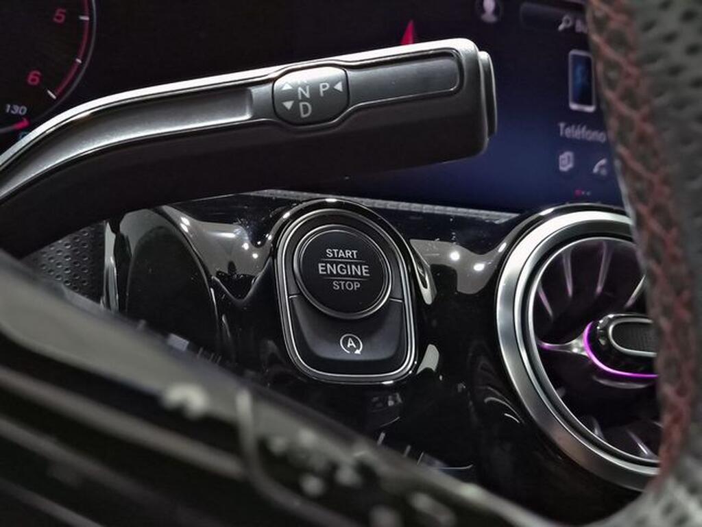 Mercedes Clase A A-CLASS 2.0 A 200 D DCT 5P Segunda mano
