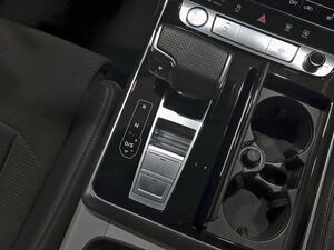 Audi Q8 Q8 3.0 45 TDI BLACK LINE QUATTRO TIPTRONIC 5P 32