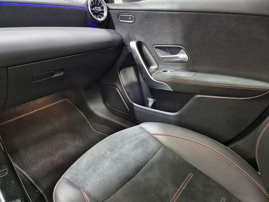 Mercedes Clase A A-CLASS 1.3 A 200 MHEV DCT 5P (AMG LINE ADVANCED PLUS) Segunda mano