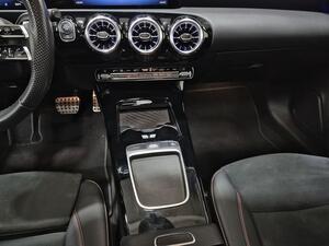 Mercedes Clase A A-CLASS 1.3 A 200 MHEV DCT 5P (AMG LINE ADVANCED PLUS) 28