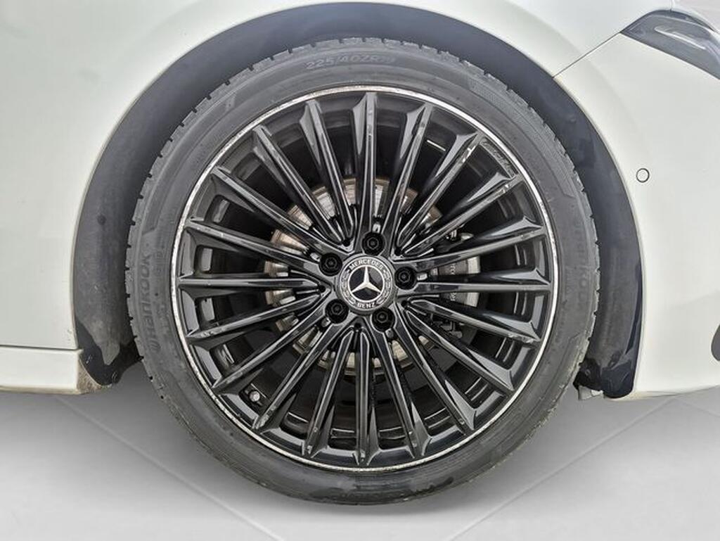 Mercedes Clase A A-CLASS 1.3 A 200 MHEV DCT 5P (AMG LINE ADVANCED PLUS) Segunda mano
