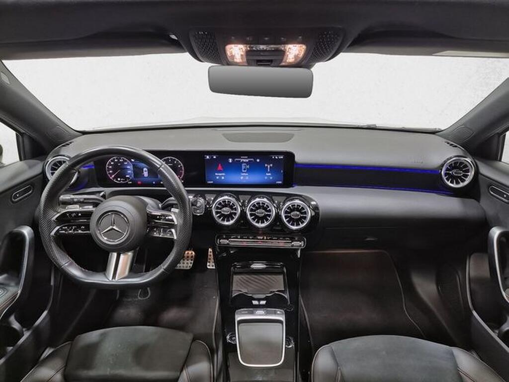 Mercedes Clase A A-CLASS 1.3 A 200 MHEV DCT 5P (AMG LINE ADVANCED PLUS) Segunda mano