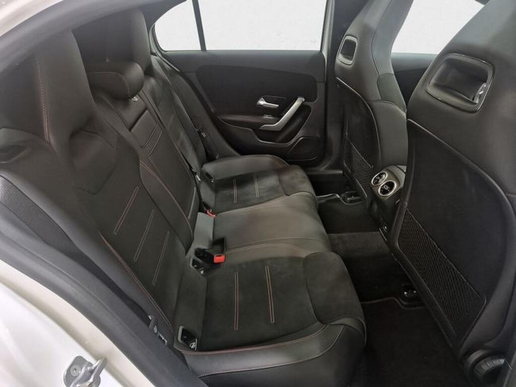 Mercedes Clase A A-CLASS 1.3 A 200 MHEV DCT 5P (AMG LINE ADVANCED PLUS) Segunda mano