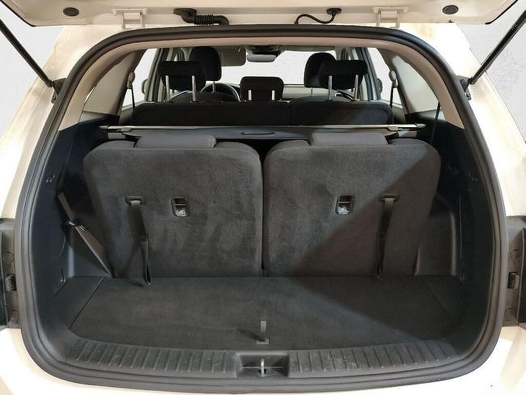 Kia Sorento SORENTO 2.2 CRDI DRIVE AUTO 2WD 5P 7 Plazas Segunda mano