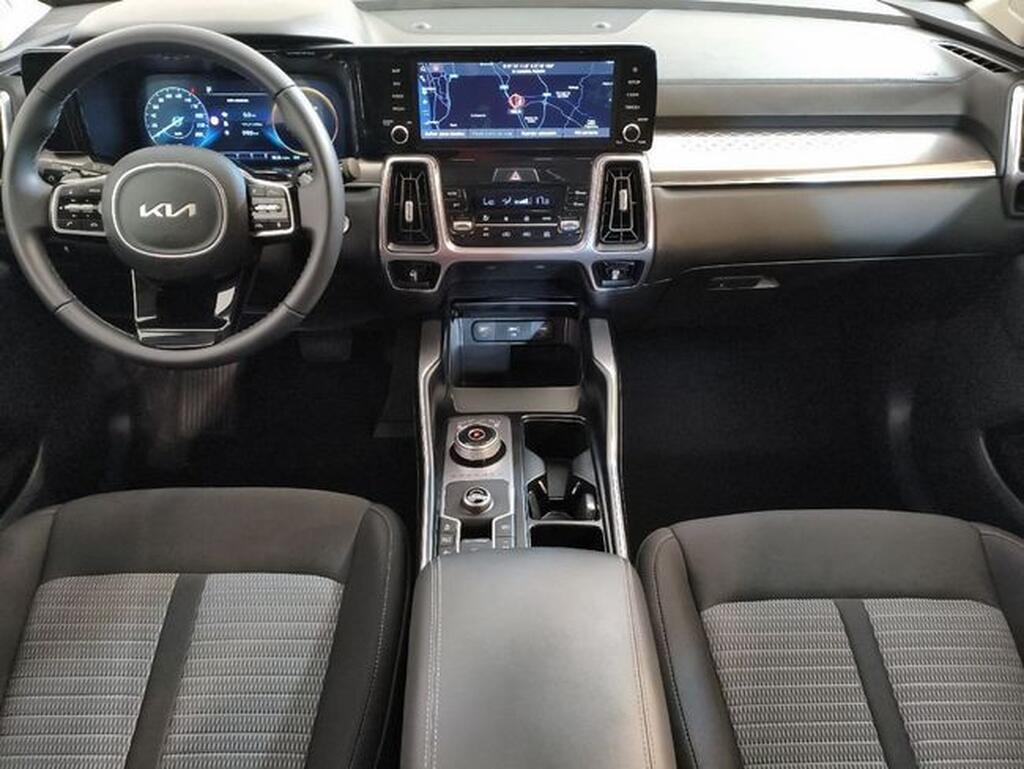 Kia Sorento SORENTO 2.2 CRDI DRIVE AUTO 2WD 5P 7 Plazas Segunda mano