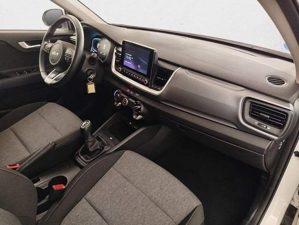 Kia Stonic STONIC SUV 1.0 T-GDI MHEV IMT 74KW CONCEPT 100 5P Segunda mano