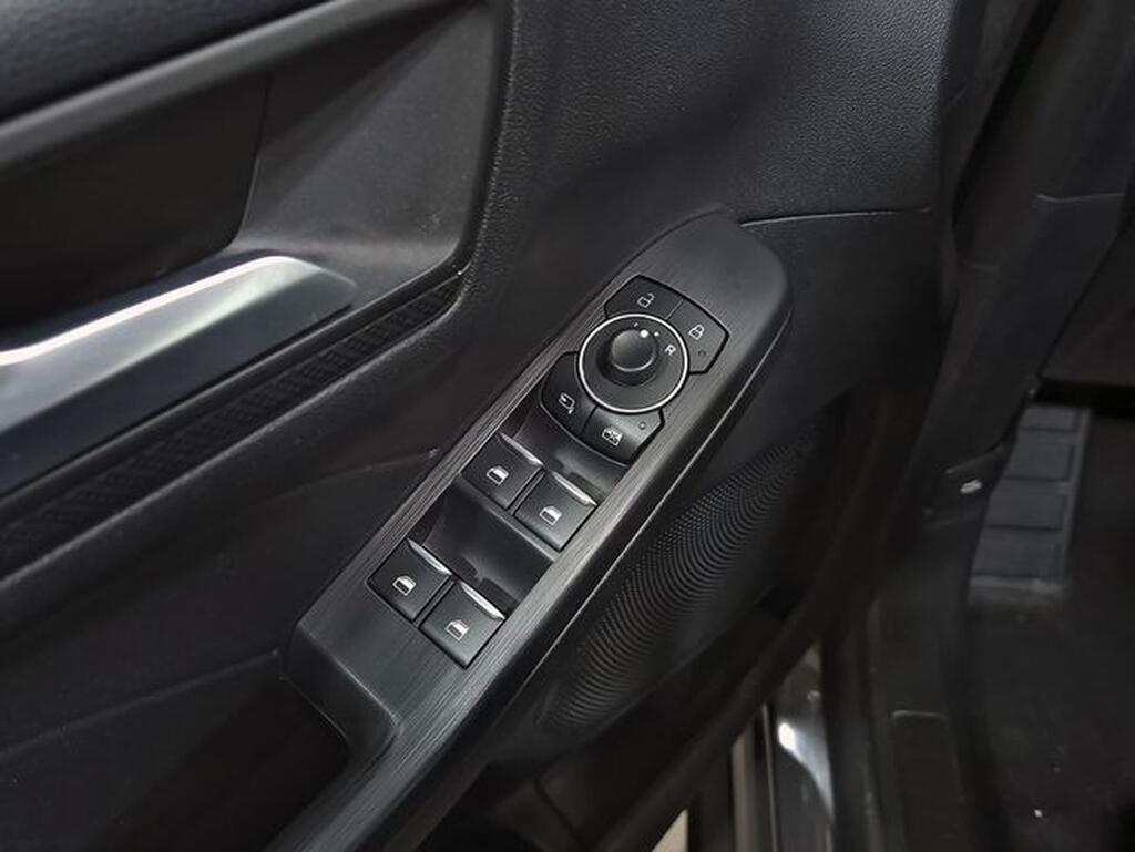 Ford Kuga KUGA 2.5 FHEV ST-LINE AUTO 5P Segunda mano