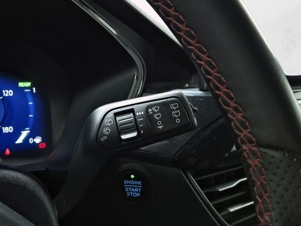 Ford Kuga KUGA 2.5 FHEV ST-LINE AUTO 5P Segunda mano