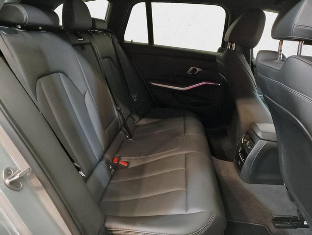 BMW Serie 3 SERIES 3 TOURING 2.0 318D 150CV MEHV AUTO 5P Segunda mano