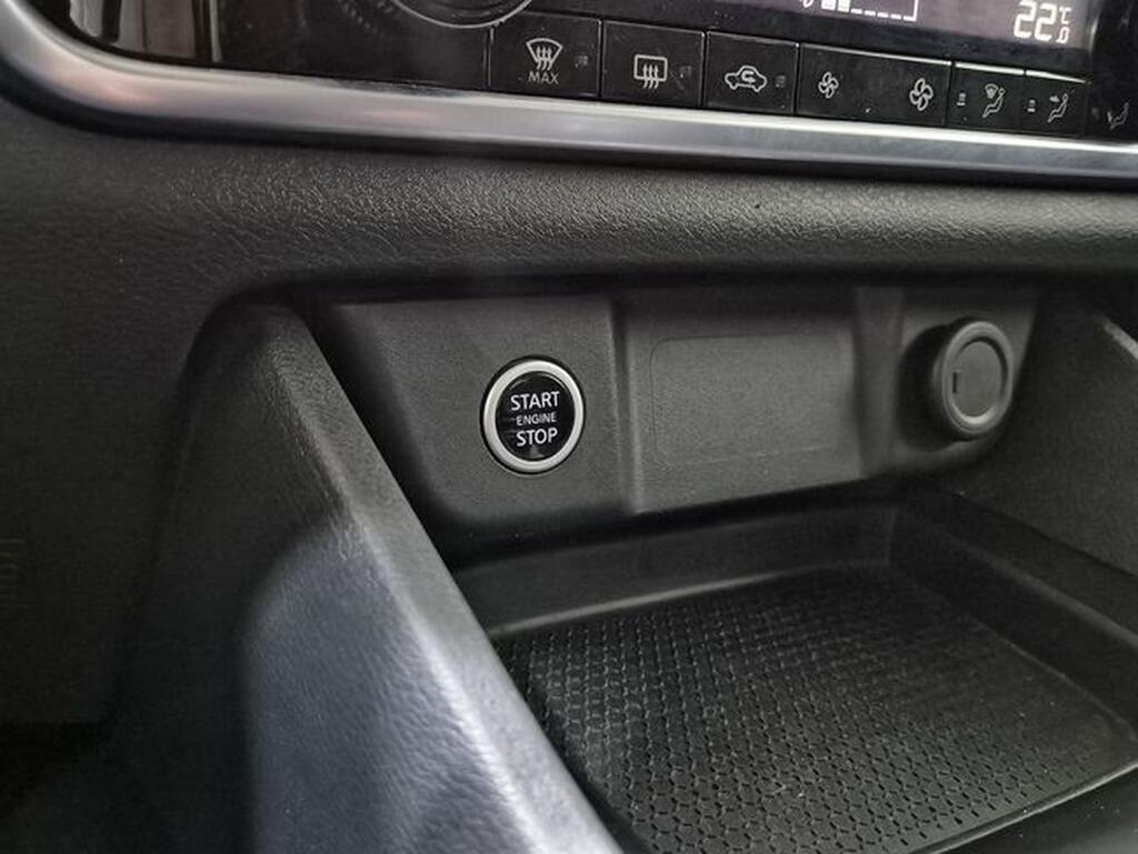 Nissan Qashqai QASHQAI 1.3 DIG-T 140 MHEV ACENTA 5P (RUEDA REPUESTO+ANTINIEBLA) Segunda mano