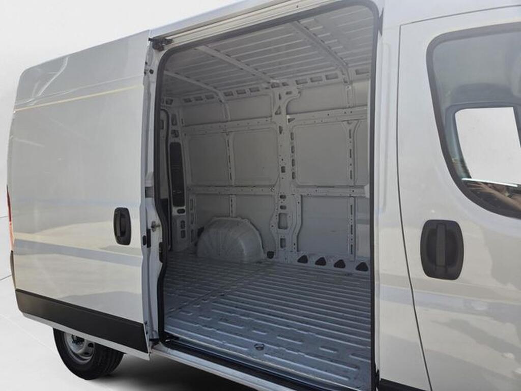 Fiat Ducato DUCATO FG 2.2 BLUEHDI 140 35 L2H2 4P Segunda mano