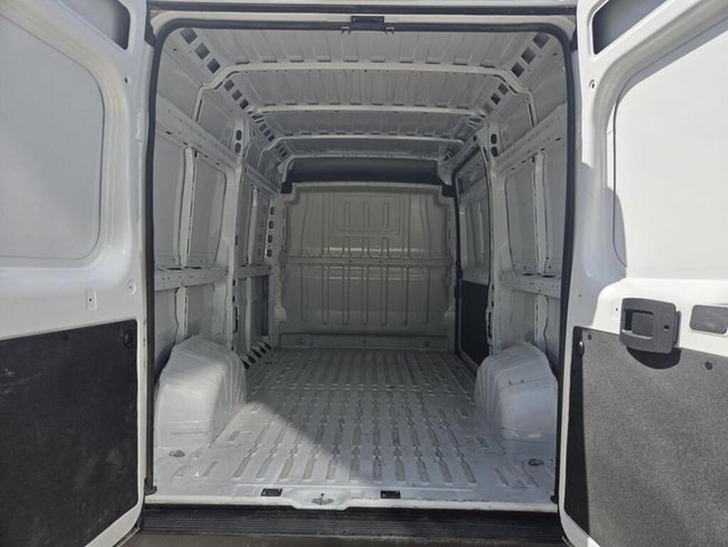 Fiat Ducato DUCATO FG 2.2 BLUEHDI 140 35 L2H2 4P Segunda mano
