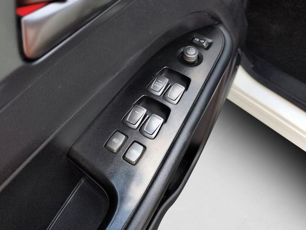 KGM Musso Sports MUSSO 2.2 D22DTR PRO 4WD SPORTS 4P Segunda mano