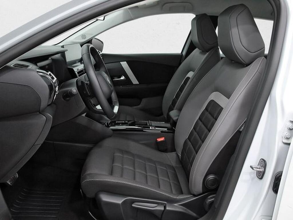 Citroën C4 C4 1.2 HYBRID MHEV 145 EDCS6 PLUS 5P Segunda mano