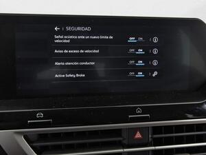 Citroën C4 C4 1.2 HYBRID MHEV 145 EDCS6 PLUS 5P 26