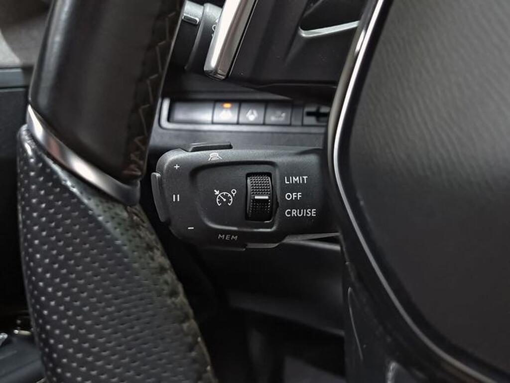 Peugeot 3008 3008 1.2 PURETECH 130 S&S GT AUTO 5P Segunda mano