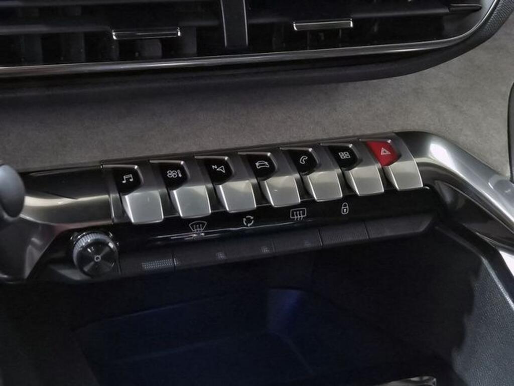 Peugeot 3008 3008 1.2 PURETECH 130 S&S GT AUTO 5P Segunda mano