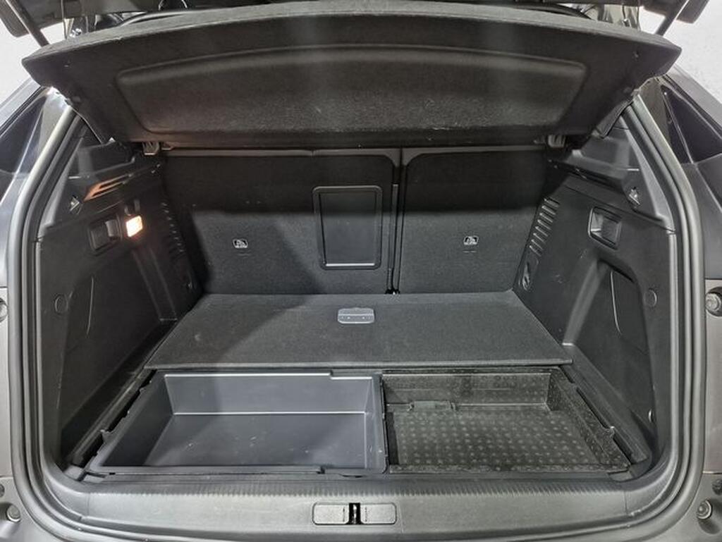 Peugeot 3008 3008 1.6 HYBRID 225 E-AUTO GT 5P Segunda mano