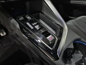 Peugeot 3008 3008 1.6 HYBRID 225 E-AUTO GT 5P 29