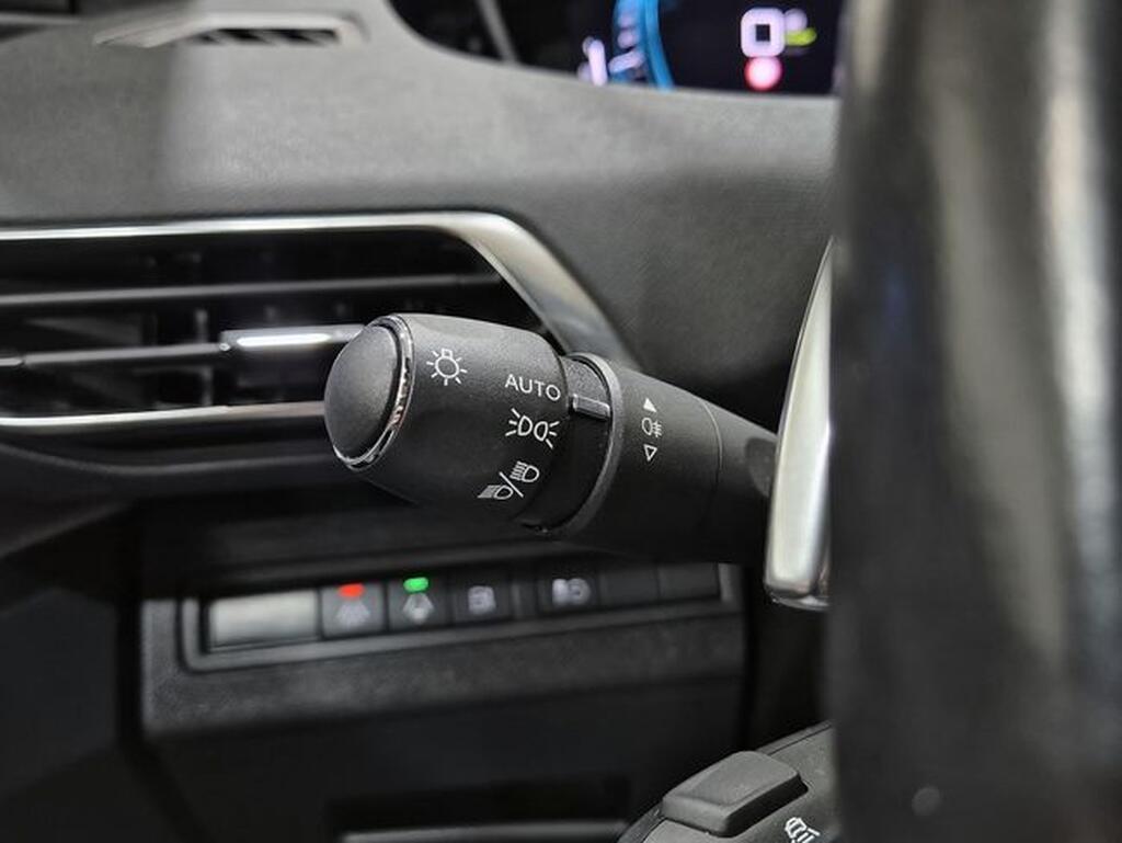 Peugeot 3008 3008 1.6 HYBRID 225 E-AUTO GT 5P Segunda mano