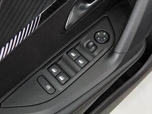 Peugeot 2008 2008 1.2 HYBRID 145 ALLURE EDSC6 5P 13