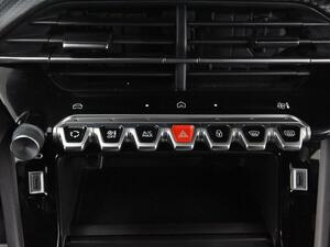 Peugeot 2008 2008 1.2 HYBRID 145 ALLURE EDSC6 5P 30